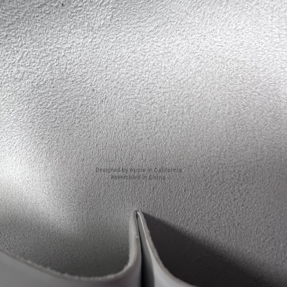 AirPods Max Silver With Smartcase Brand New - Picture 8 of 9